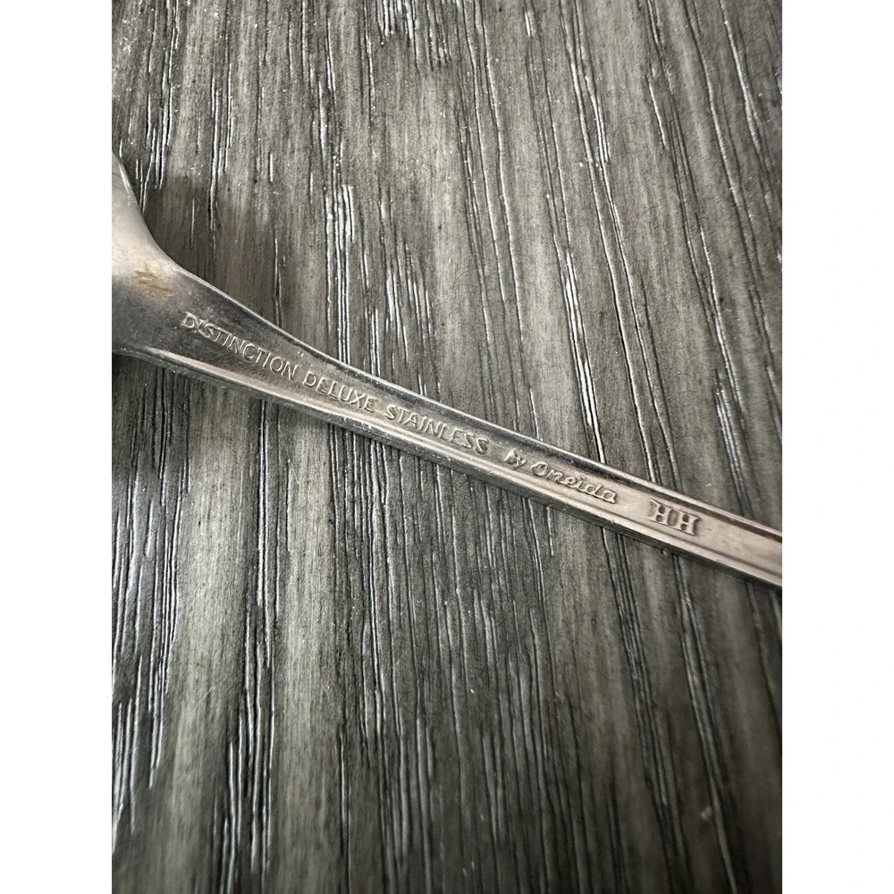 11 Oneida Distinction Deluxe Stainless HH Kennett Square Serving‎ Set Tea Spoons
